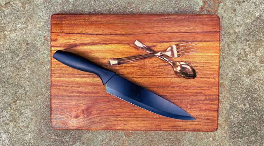 Teak wood chopping boards. extremely beautiful, durable, scratch resistant , antibacterial and tough. Perfect for home kitchens